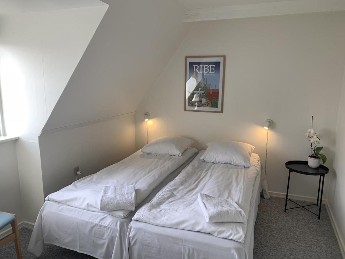 Den Gamle Arrest Bed & Breakfast Ribe Exterior photo